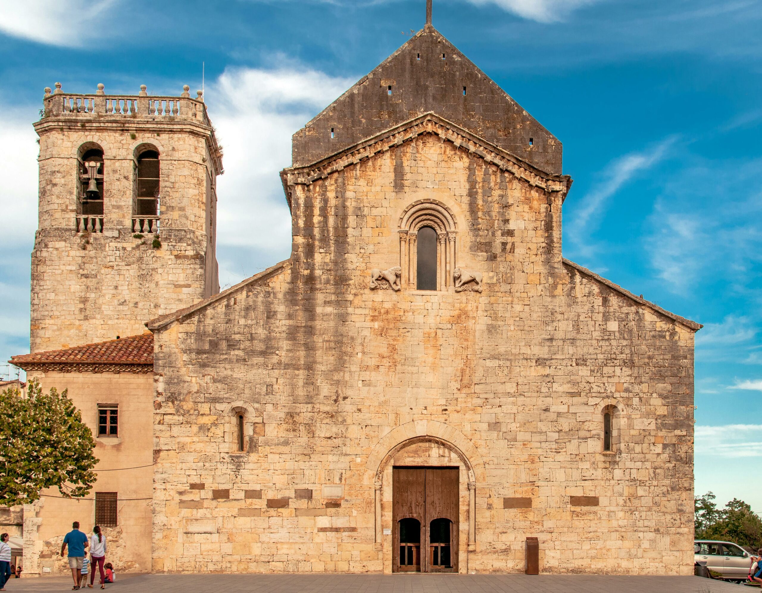 Kostenloses Stock Foto zu besalu, christentum, dom